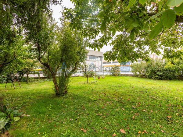 casa indipendente in vendita a Verona in zona Borgo Roma