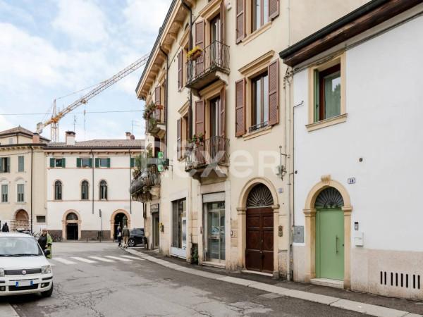 appartamento in vendita a Verona in zona Veronetta