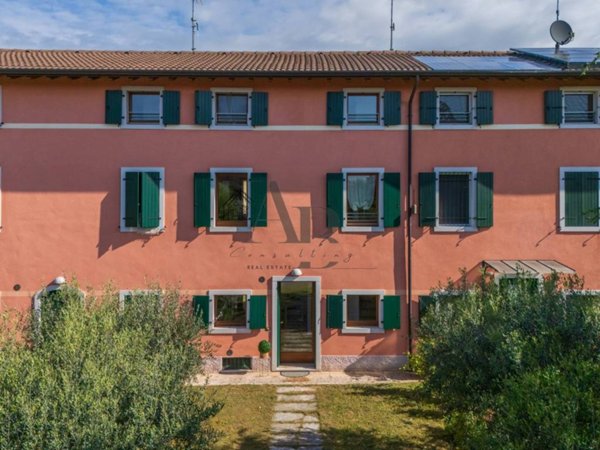 casa indipendente in vendita a Verona in zona San Massimo all'Adige