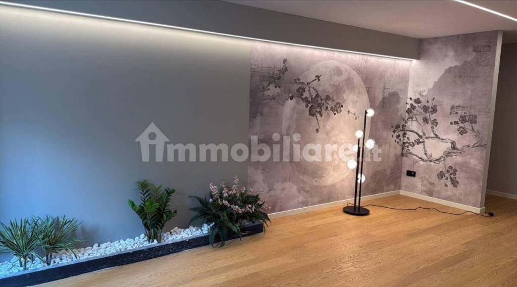 locale commerciale in vendita a Verona