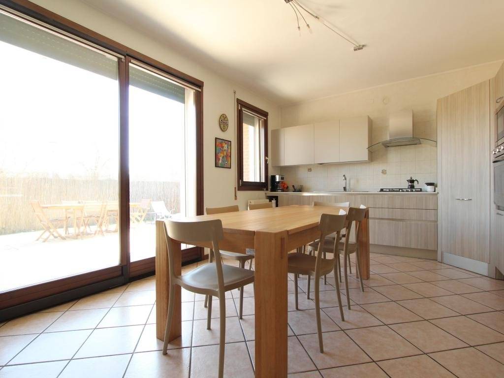 casa indipendente in vendita a Verona in zona San Michele Extra