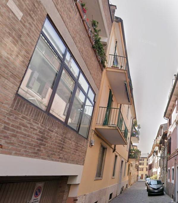 appartamento in vendita a Verona in zona Veronetta