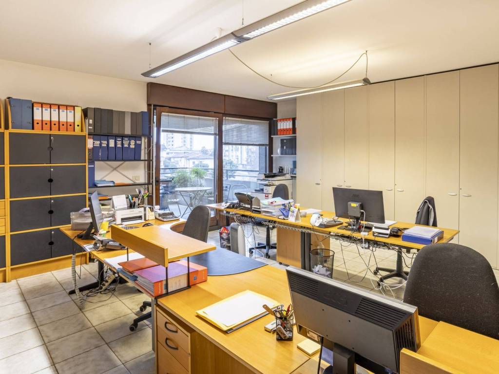 ufficio in vendita a Verona in zona Porto Crencano