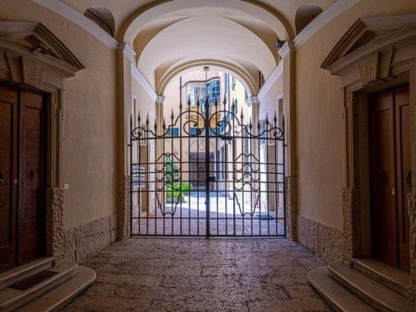appartamento in vendita a Verona in zona Centro Storico