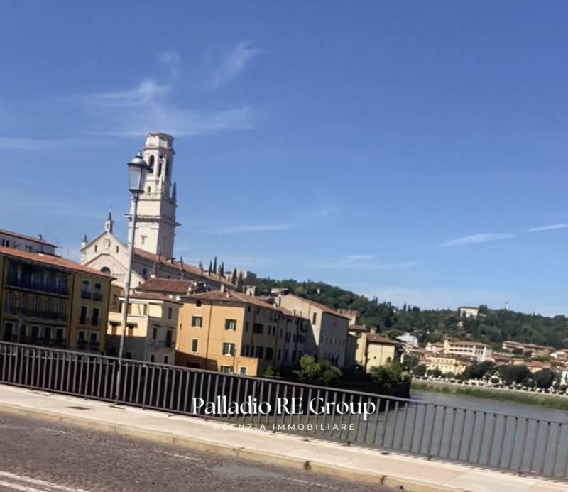 appartamento in vendita a Verona in zona Centro Storico