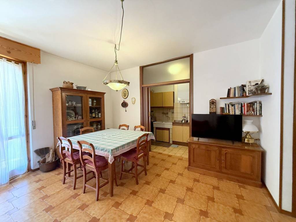 appartamento in vendita a Verona in zona Golosine