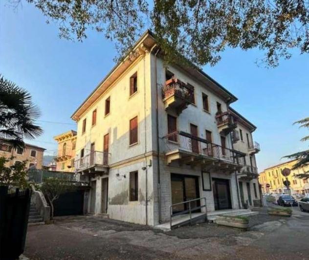 negozio in vendita a Verona in zona Cittadella