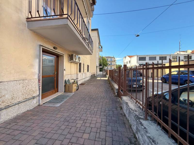 appartamento in vendita a Verona in zona Borgo Roma