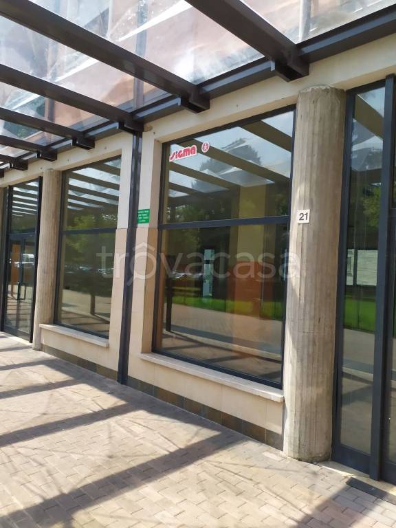 negozio in vendita a Verona in zona Borgo Milano