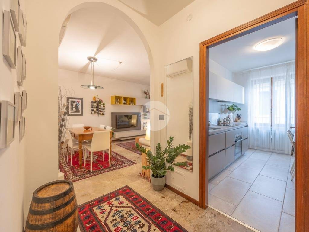 appartamento in vendita a Verona in zona Centro Storico