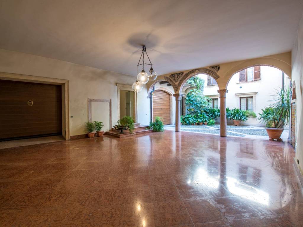 appartamento in vendita a Verona