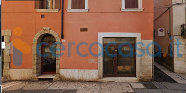 locale commerciale in vendita a Verona in zona Veronetta