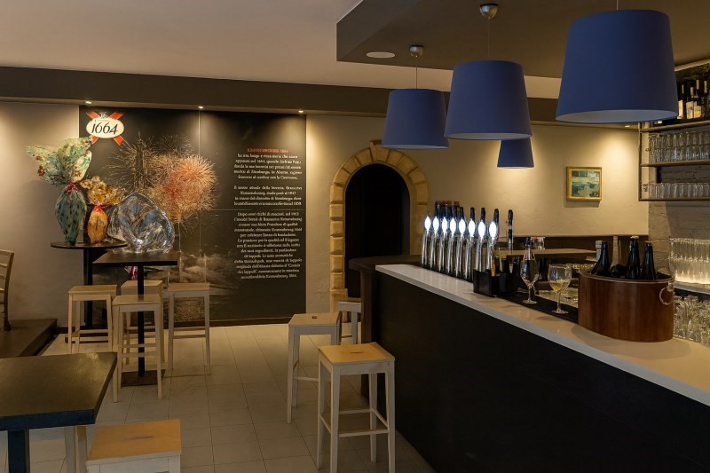 negozio in vendita a Verona in zona Centro Storico