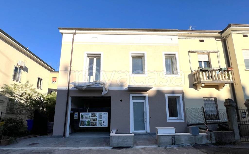 casa indipendente in vendita a Verona in zona Borgo Venezia / Borgo Trieste