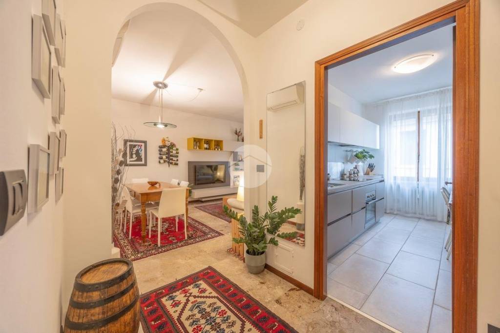 appartamento in vendita a Verona in zona Centro Storico