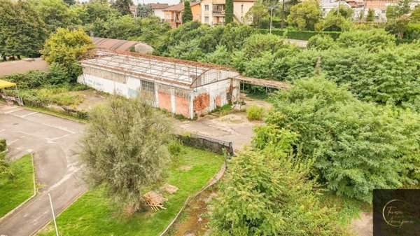 locale commerciale in vendita a Verona in zona Borgo Milano