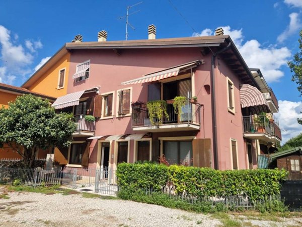 appartamento in vendita a Verona in zona Santa Lucia