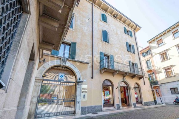 appartamento in vendita a Verona in zona Centro Storico