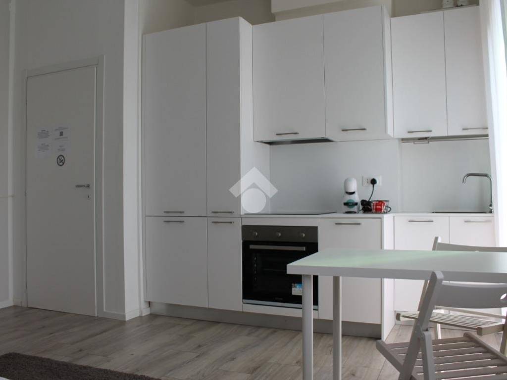 negozio in vendita a Verona in zona Borgo Milano