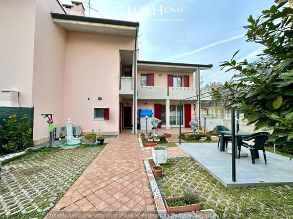 casa indipendente in vendita a Verona in zona San Michele Extra