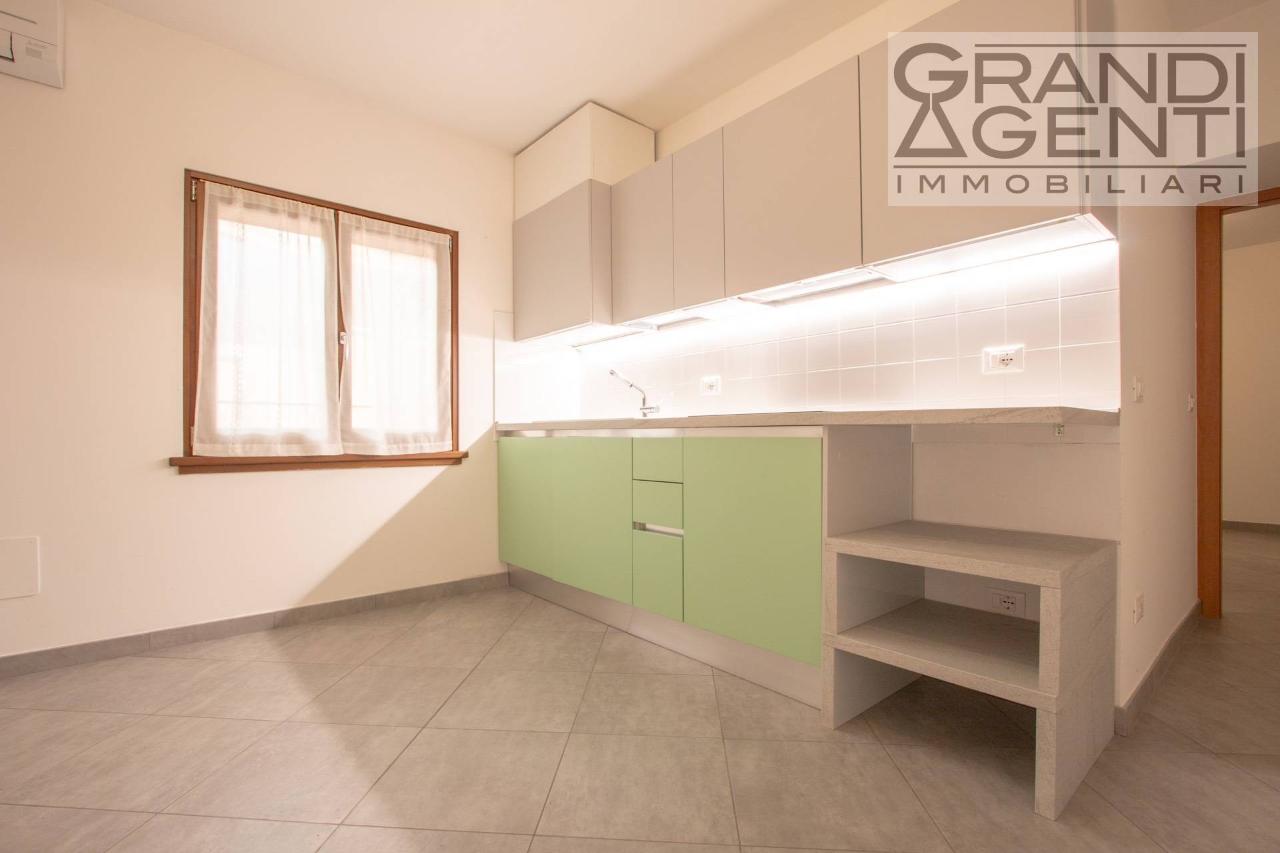appartamento in vendita a Verona in zona San Zeno