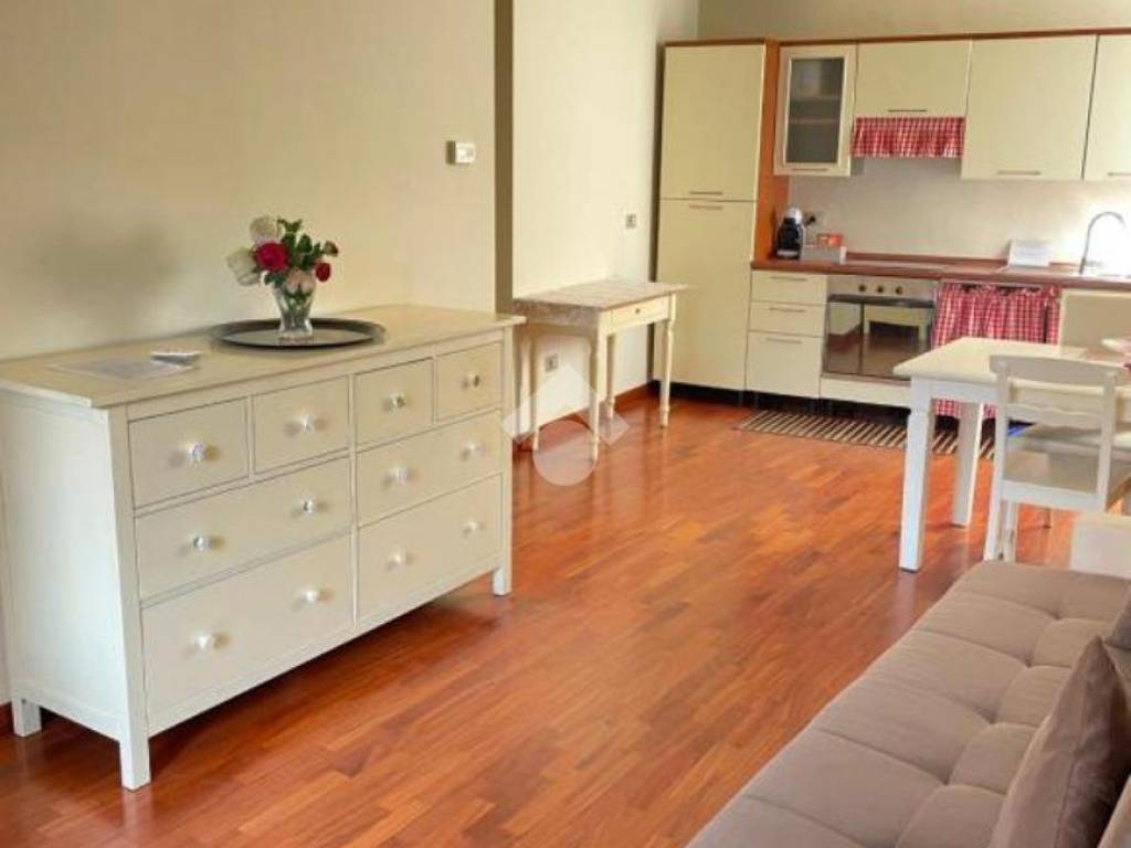 negozio in vendita a Verona in zona Centro Storico
