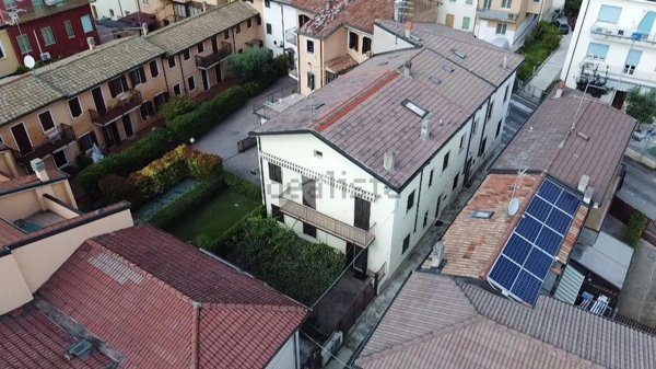 casa indipendente in vendita a Verona
