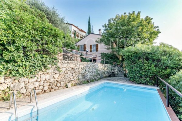 appartamento in vendita a Verona in zona Valdonega