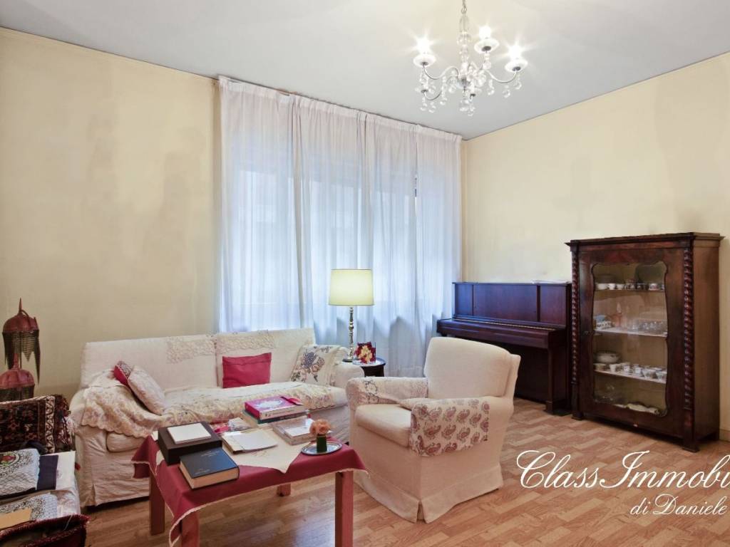 appartamento in vendita a Verona in zona Centro Storico
