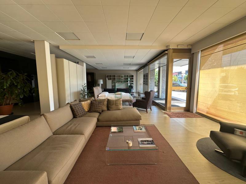 negozio in vendita a Verona in zona Cadidavid