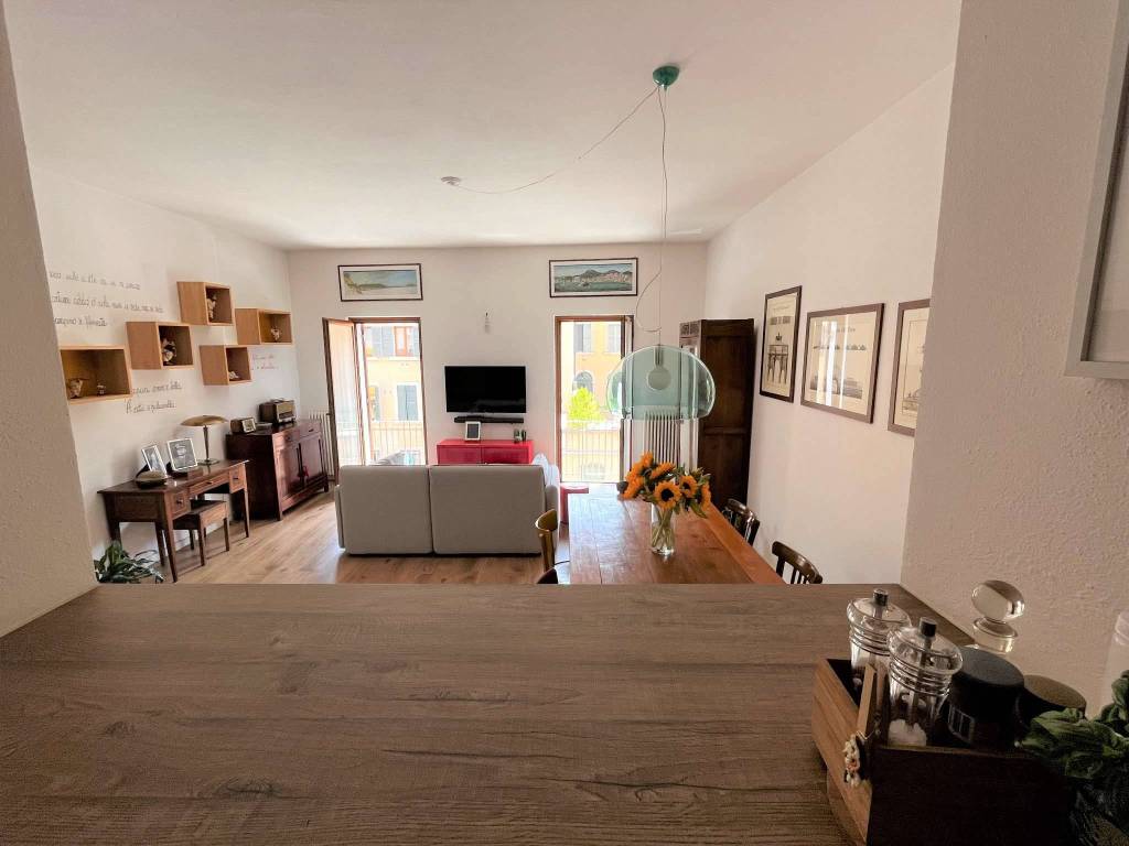 appartamento in vendita a Verona in zona Veronetta