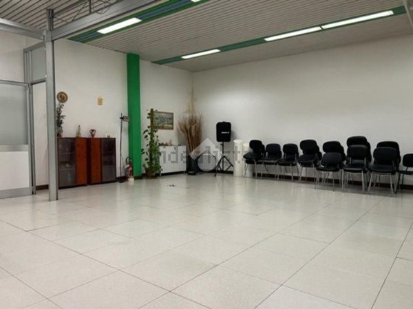 ufficio in vendita a Verona