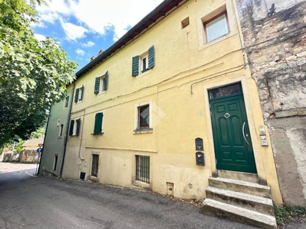 appartamento in vendita a Verona in zona Quinzano