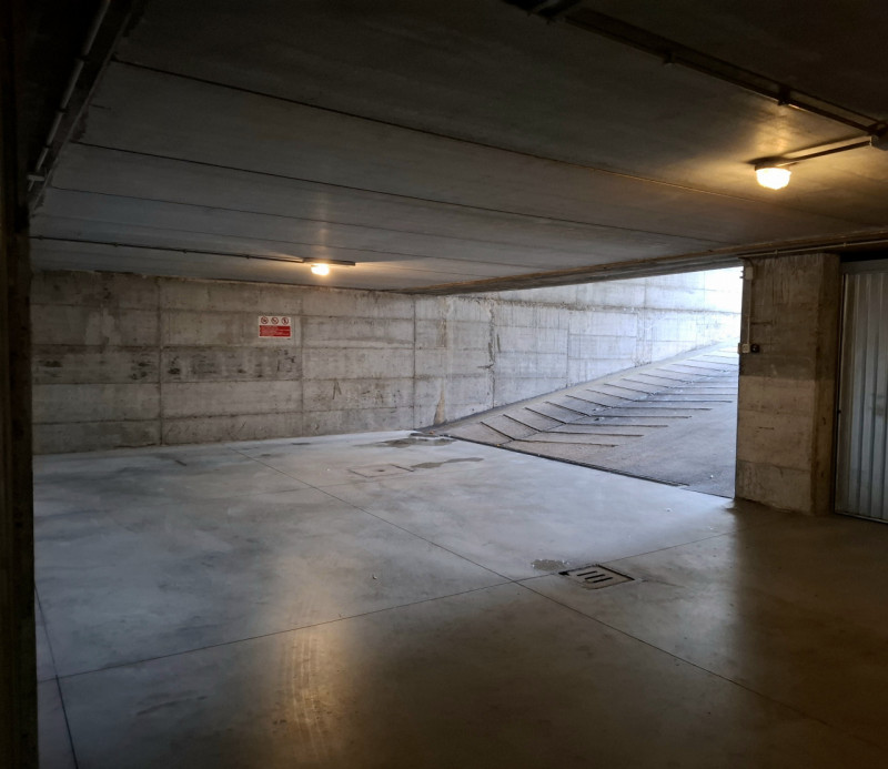 locale di sgombero in vendita a Verona in zona Santa Lucia