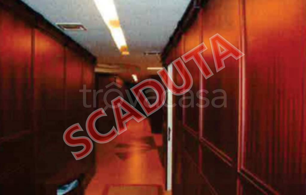 ufficio in vendita a Verona in zona Saval