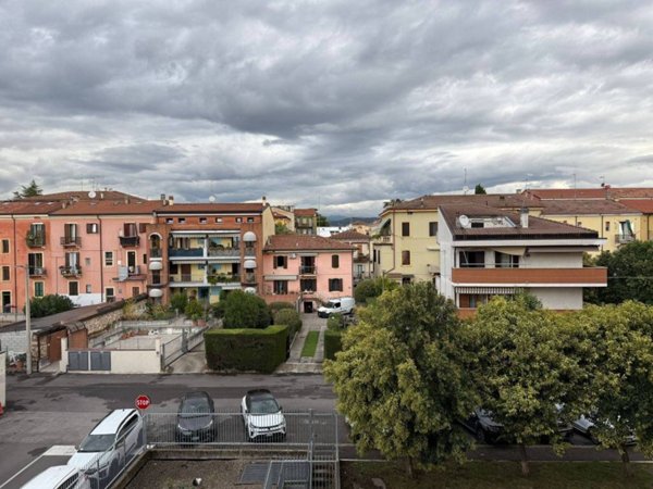 appartamento in vendita a Verona in zona San Pancrazio