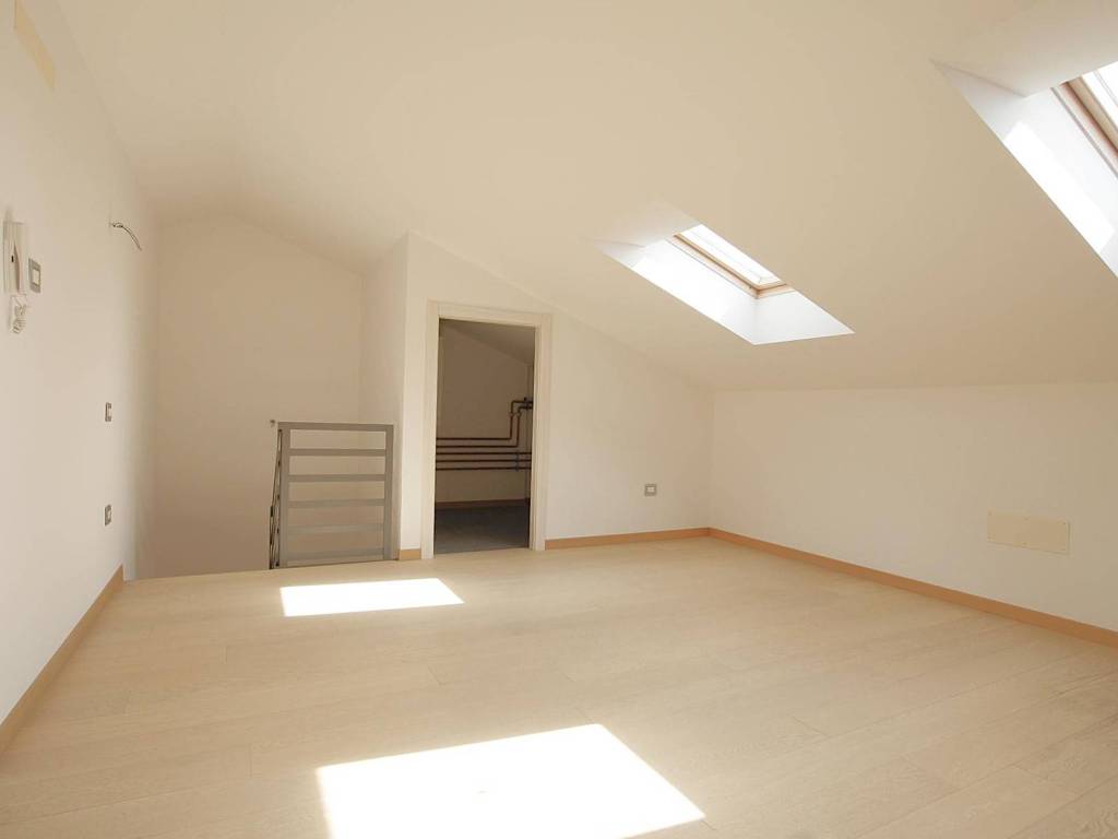 appartamento in vendita a Verona in zona Musicisti / Santa Croce