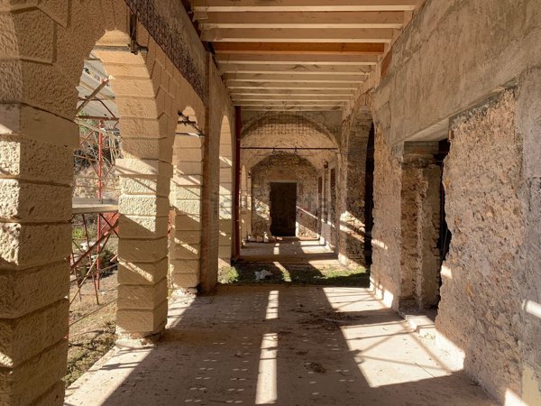 pentavano in vendita a Verona in zona Valdonega