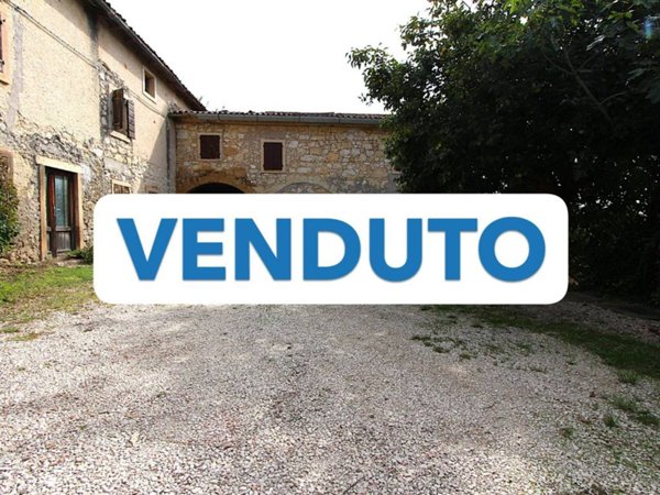casa indipendente in vendita a Verona in zona Santa Maria in Stelle