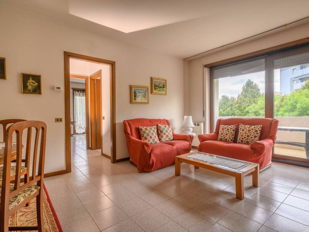 appartamento in vendita a Verona in zona Borgo Roma