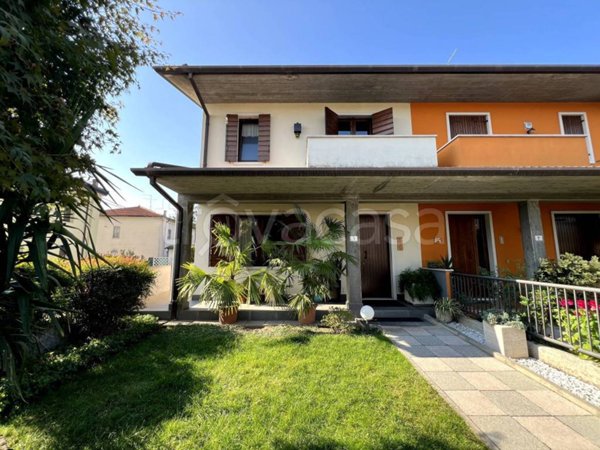casa indipendente in vendita a Verona in zona Borgo Roma