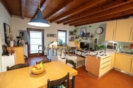 casa indipendente in vendita a Verona in zona Parona di Valpolicella