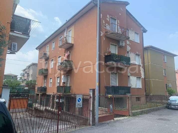 appartamento in vendita a Verona in zona Borgo Roma
