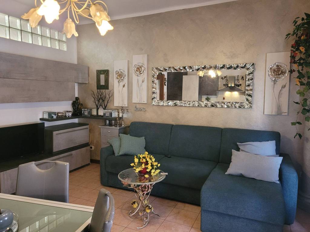 appartamento in vendita a Verona in zona Golosine