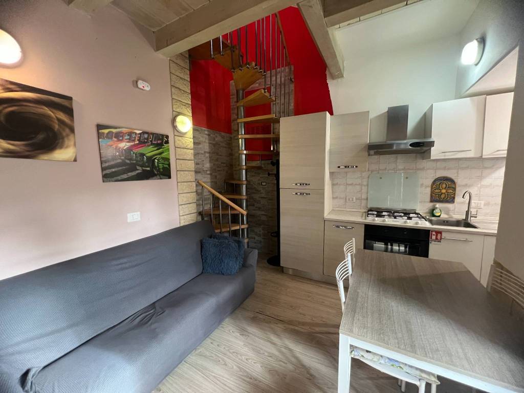appartamento in vendita a Verona in zona Borgo Roma