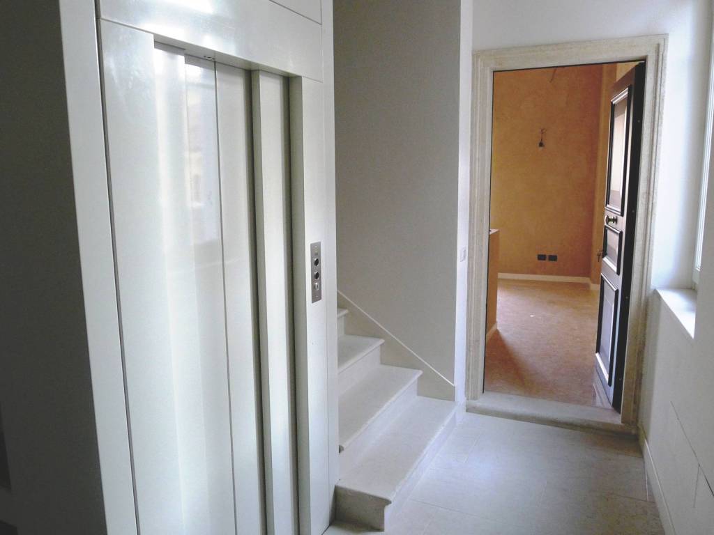 appartamento in vendita a Verona in zona Centro Storico