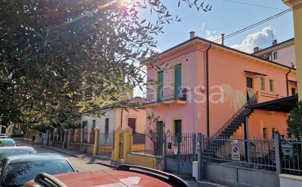 appartamento in vendita a Verona in zona Borgo Venezia / Borgo Trieste
