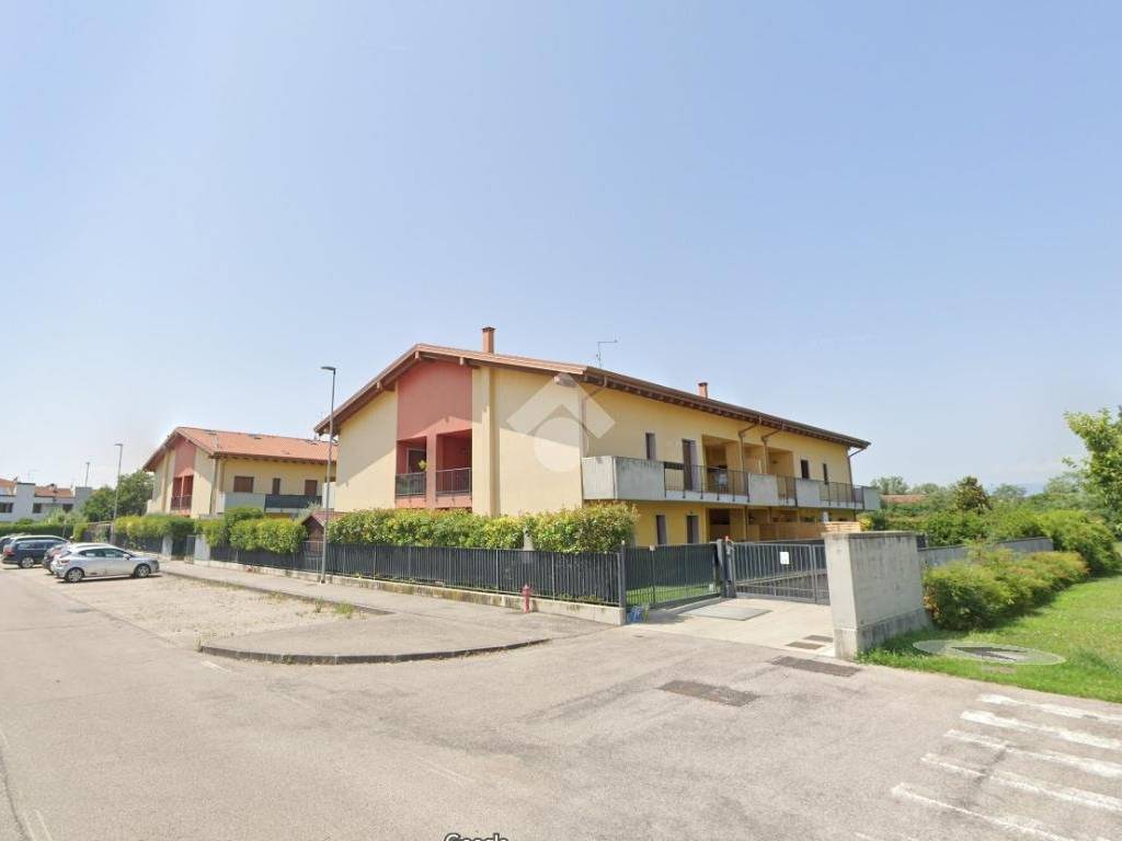 appartamento in vendita a Verona in zona Cadidavid