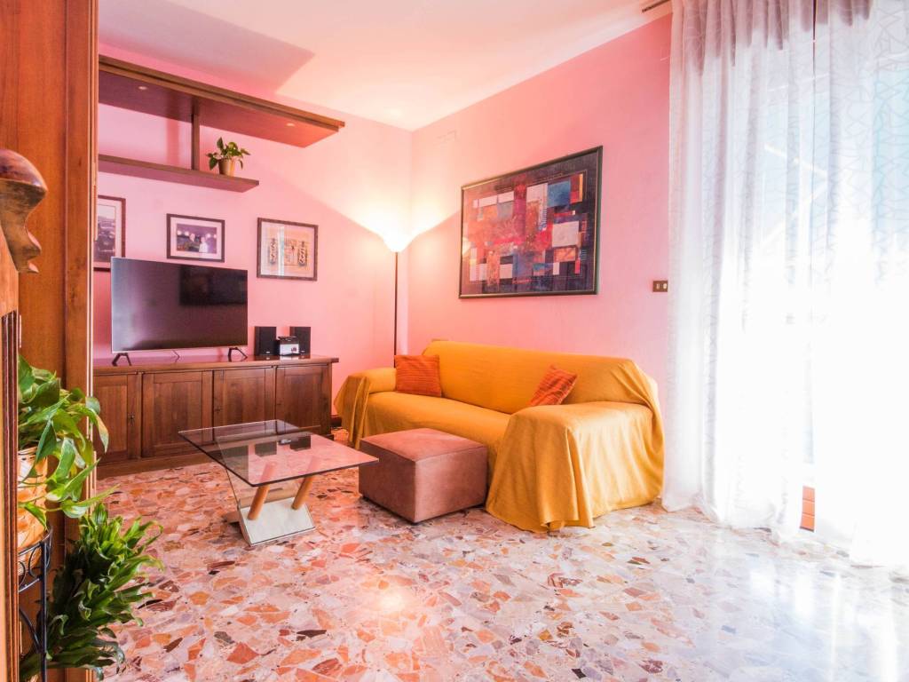appartamento in vendita a Verona in zona Borgo Roma