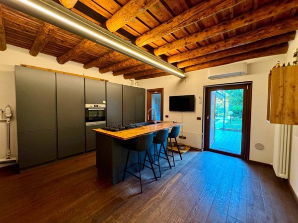 casa indipendente in vendita a Verona in zona San Michele Extra